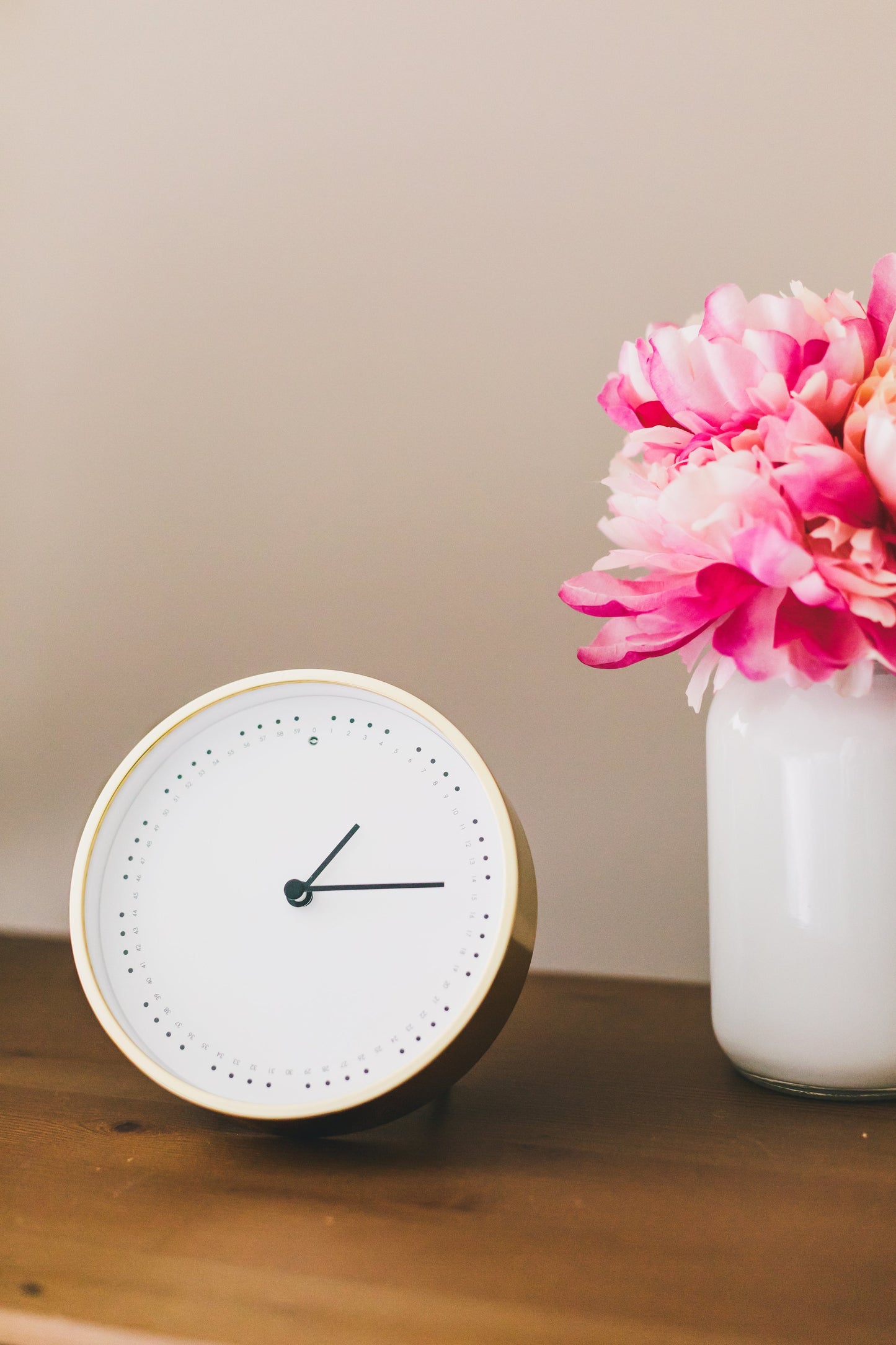 Classic Table Clock